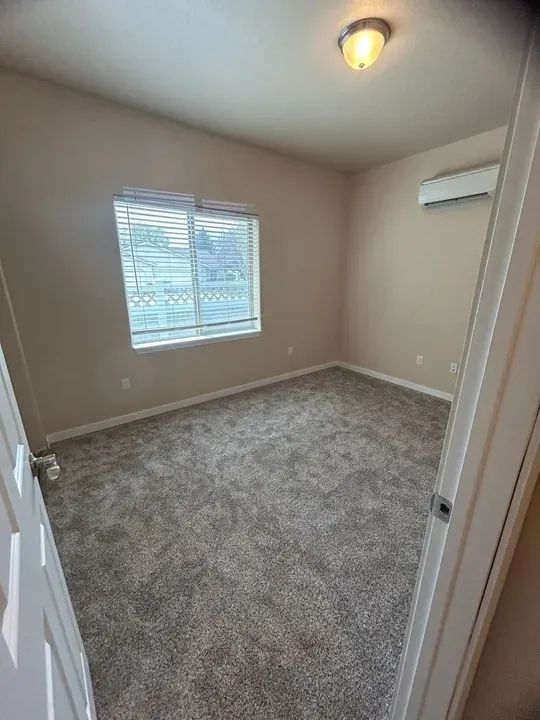 2 Bed 1 Bath Modern Contemporary Residence in Coeur d Alene, ID - 5
