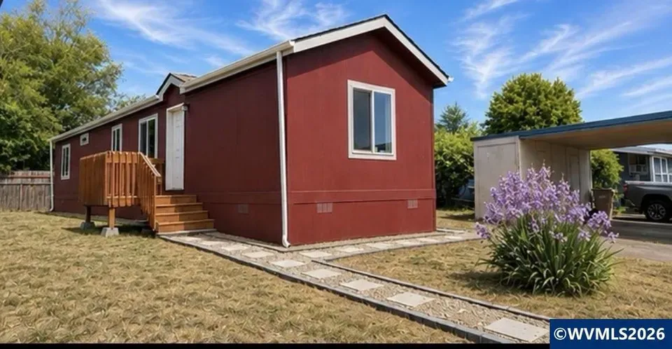 2 Bed 1 Bath Modern Contemporary Residence in Corvallis, OR - 2