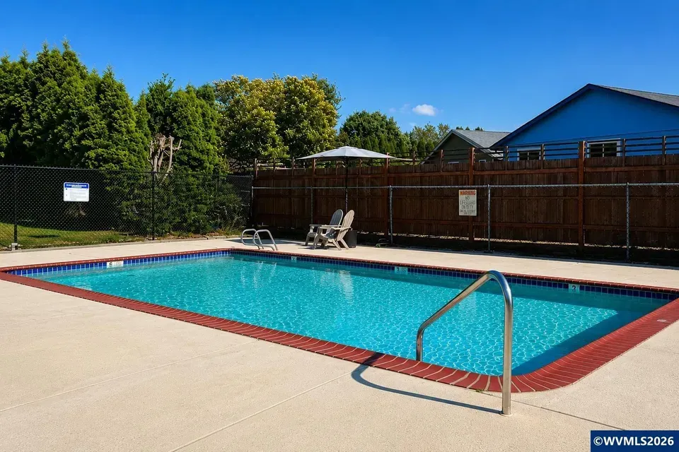 2 Bed 1 Bath Modern Contemporary Residence in Corvallis, OR - 5