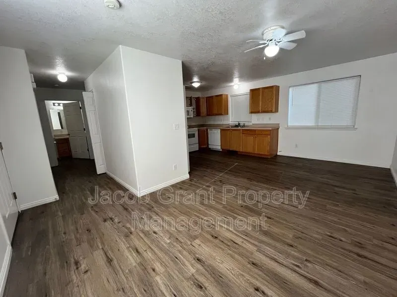2 Bed 1 Bath Modern Contemporary Residence in Idaho Falls, ID - 3