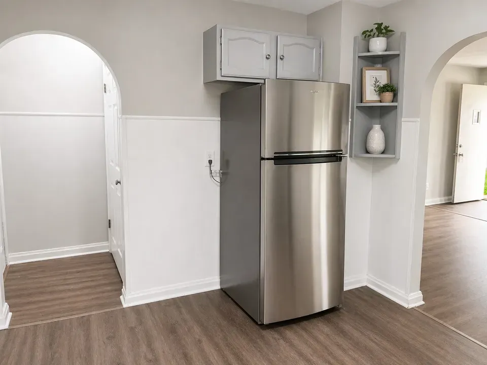 2 Bed 1 Bath Modern Contemporary Residence in Kansas City, KS - 3