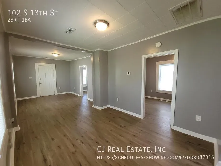 2 Bed 1 Bath Modern Contemporary Residence in Kansas City, KS - 3