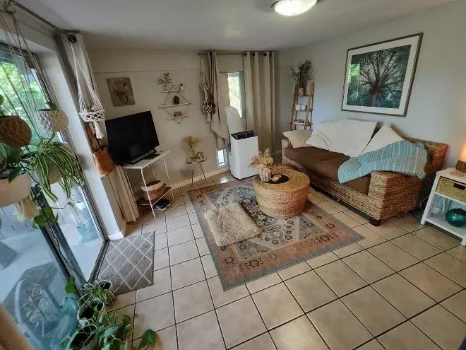 2 Bed 1 Bath Modern Contemporary Residence in Maui, HI - 2