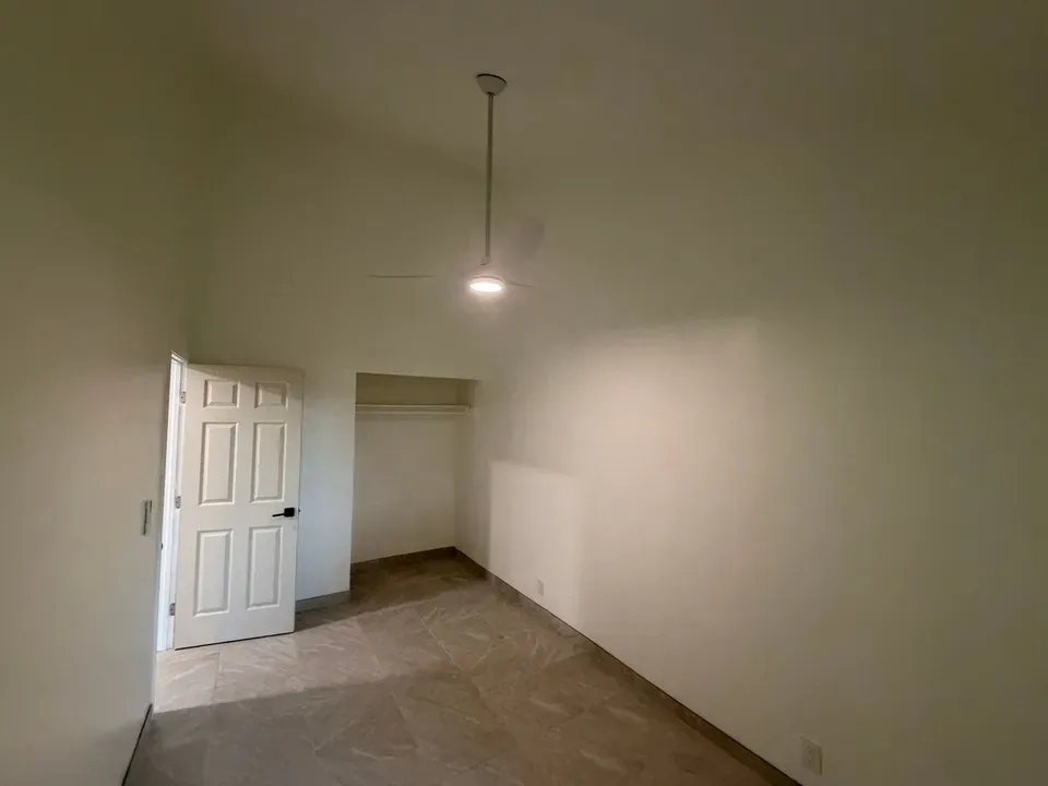 2 Bed 1 Bath Modern Contemporary Residence in Maui, HI - 5