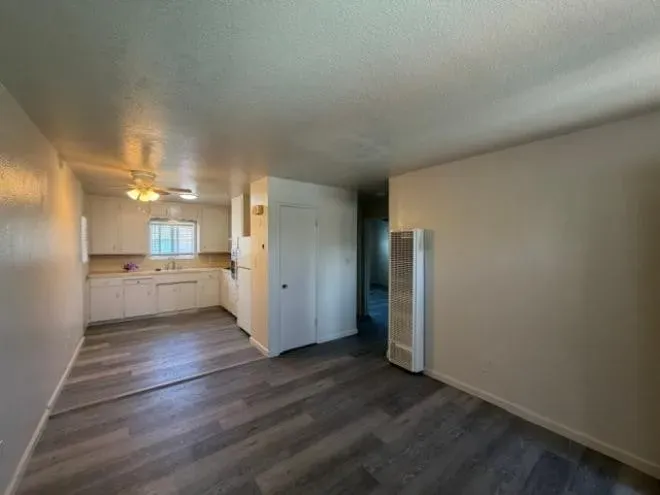 2 Bed 1 Bath Modern Contemporary Residence in Modesto, CA - 3