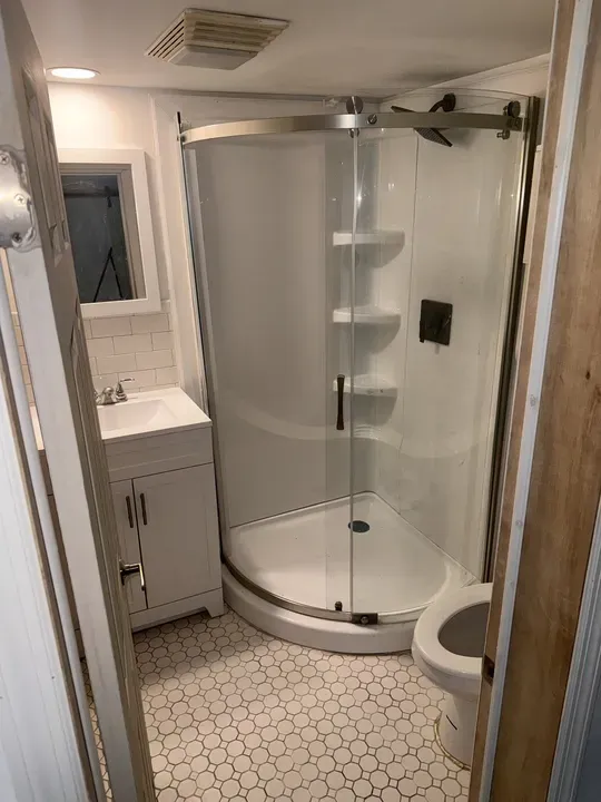 2 Bed 1 Bath Modern Contemporary Residence in New York, NY - 5