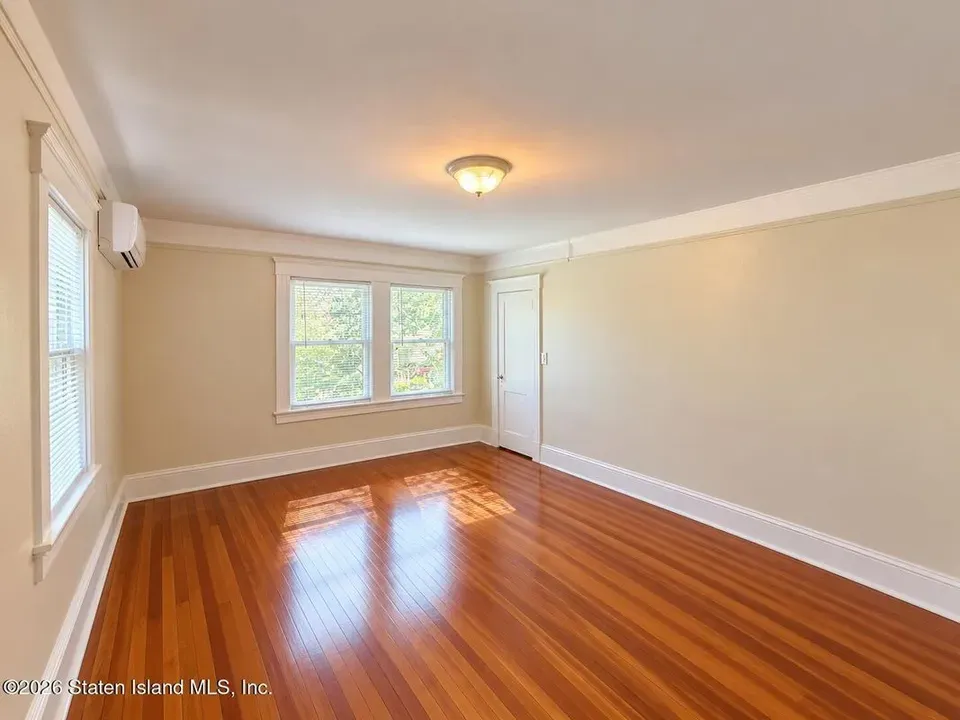 2 Bed 1 Bath Modern Contemporary Residence in New York, NY - 5