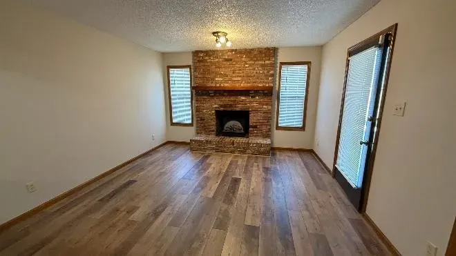 2 Bed 1 Bath Modern Contemporary Residence in Topeka, KS - 1