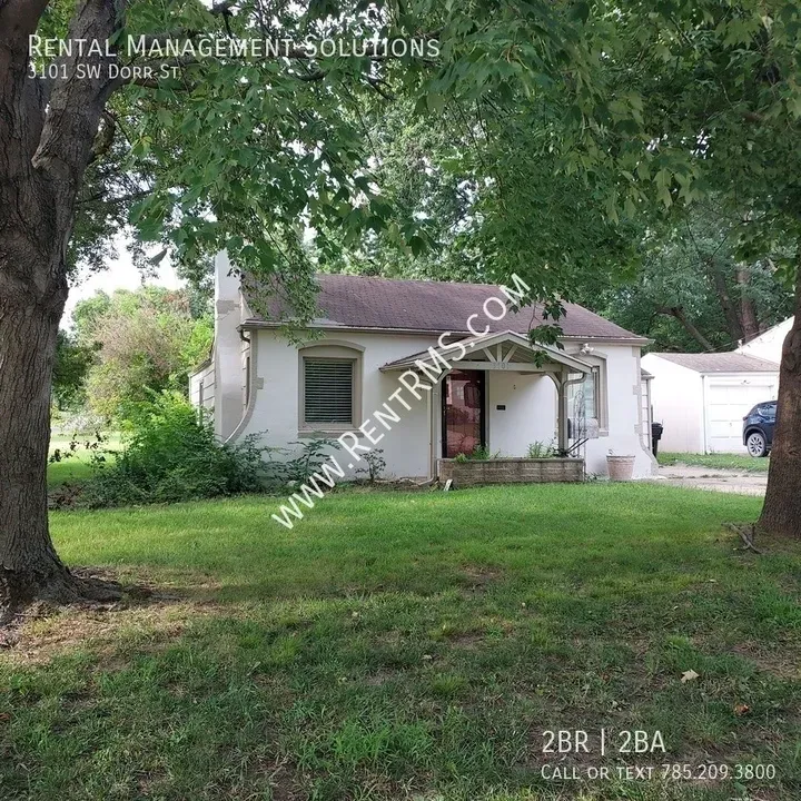2 Bed 1 Bath Modern Contemporary Residence in Topeka, KS - 2