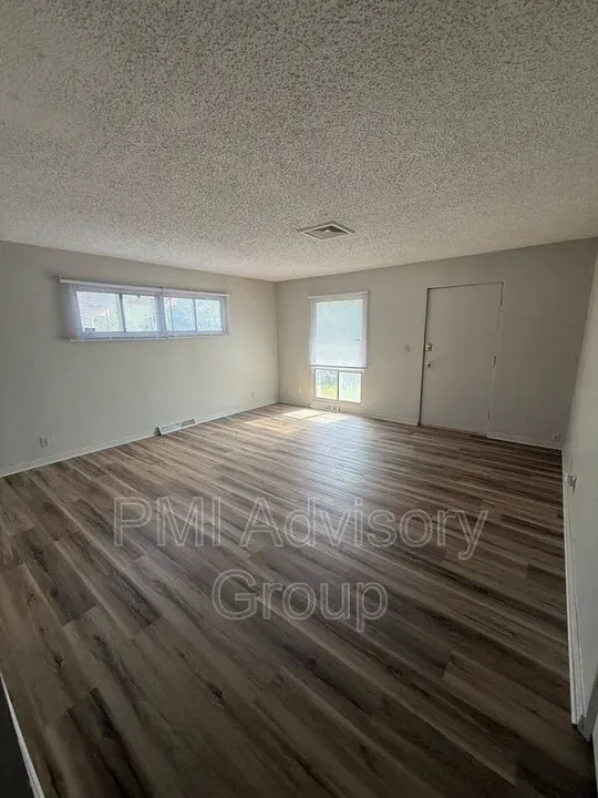 2 Bed 1 Bath Modern Contemporary Residence in Topeka, KS - 2
