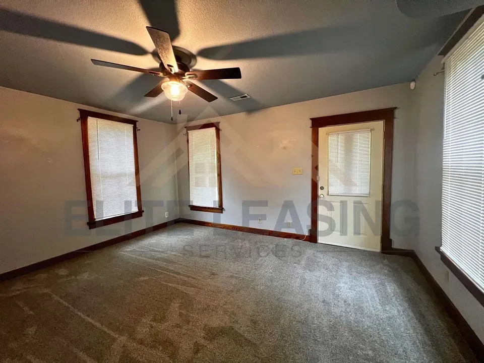 2 Bed 1 Bath Modern Contemporary Residence in Topeka, KS - 2