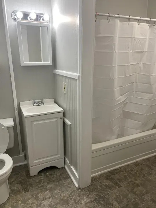 2 Bed 1 Bath Modern Contemporary Residence in Topeka, KS