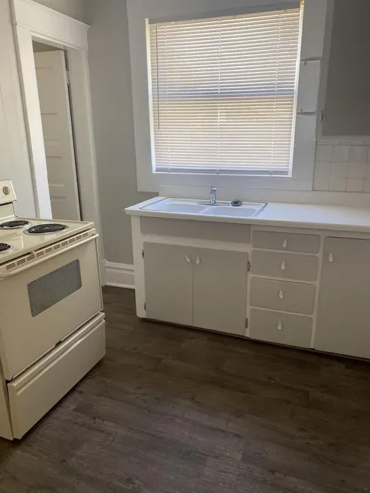 2 Bed 1 Bath Modern Contemporary Residence in Topeka, KS - 3