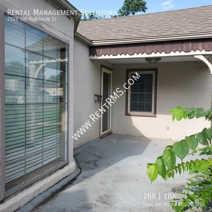 2 Bed 1 Bath Modern Contemporary Residence in Topeka, KS - 2
