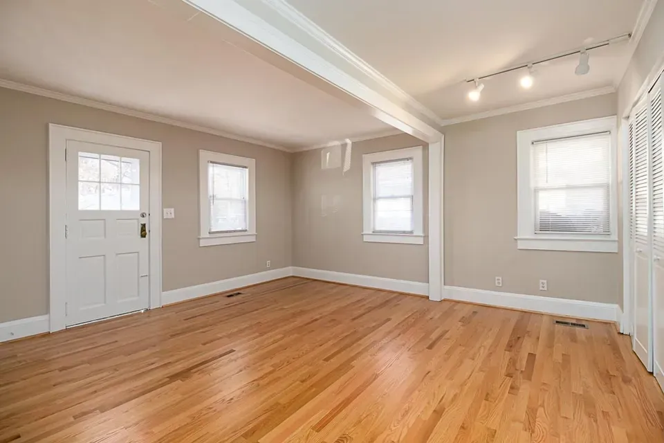 2 Bed 1 Bath Modern Contemporary Residence in Virginia Beach, VA - 4