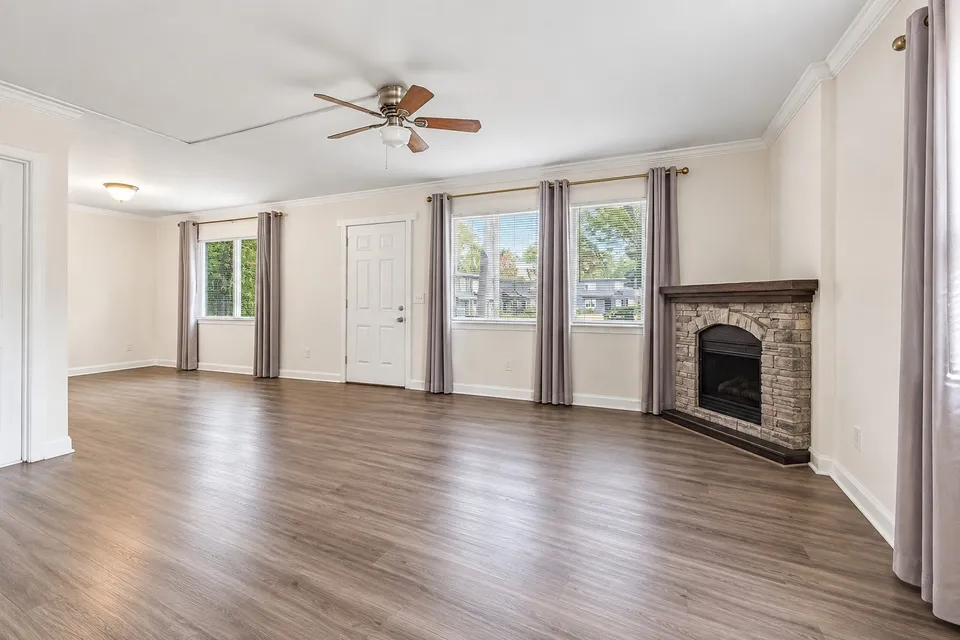 2 Bed 1 Bath Modern Loft Residence in Nashville, TN
