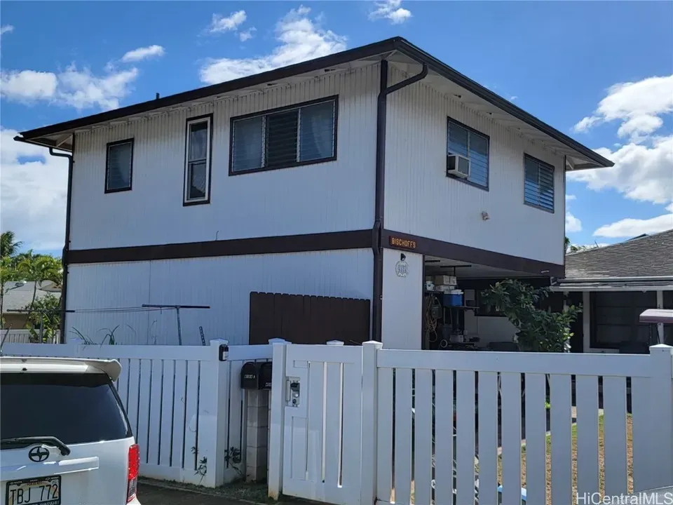 2 Bed 1 Bath Multi-Unit Residential Property in Honolulu, HI - 1