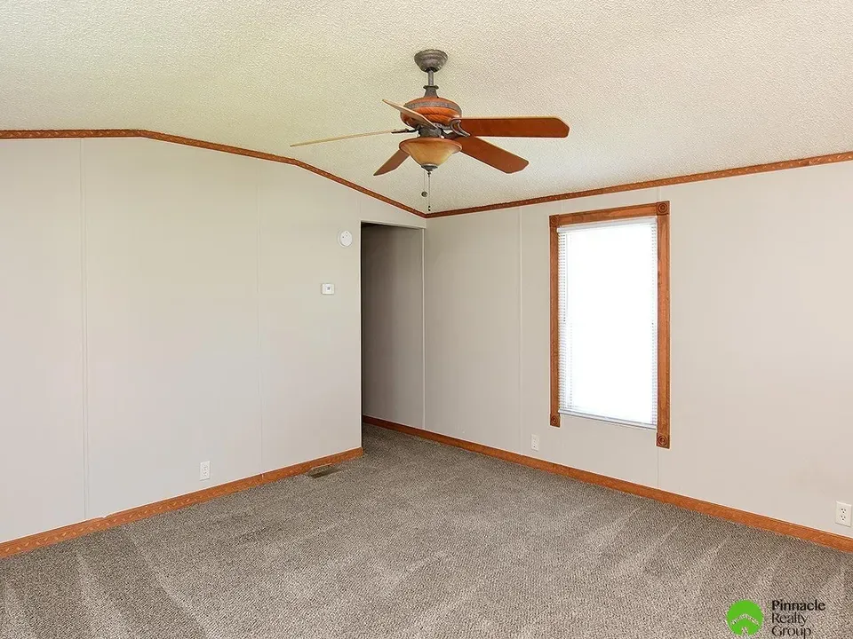 2 Bed 1 Bath Traditional Suburban Family Home in Lincoln, NE - 5