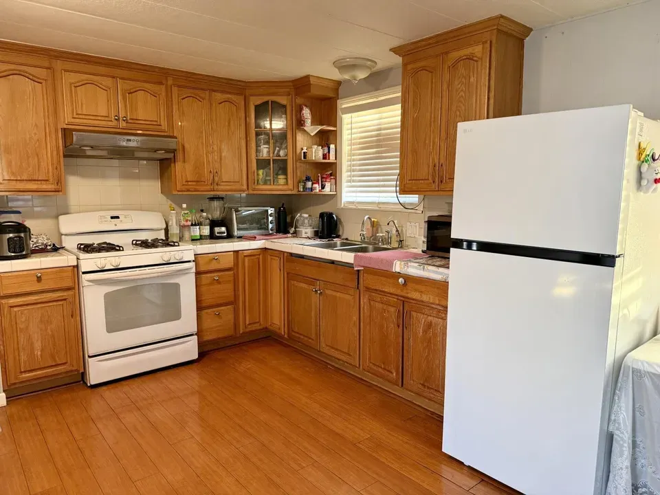 2 Bed 1 Bath Traditional Suburban Family Home in San Jose, CA - 2