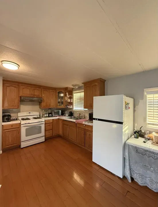 2 Bed 1 Bath Traditional Suburban Family Home in San Jose, CA - 3