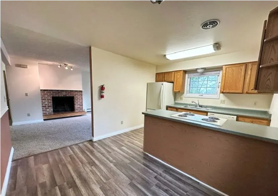 2 Bed 1 Bath Urban Residential Condo in Anchorage, AK