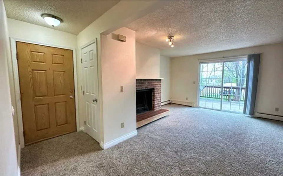 2 Bed 1 Bath Urban Residential Condo in Anchorage, AK - 3