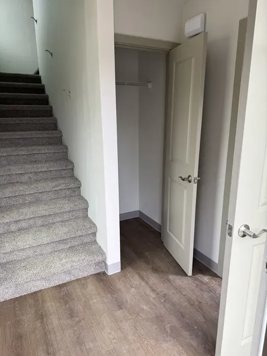 2 Bed 1 Bath Urban Residential Condo in Anchorage, AK - 3
