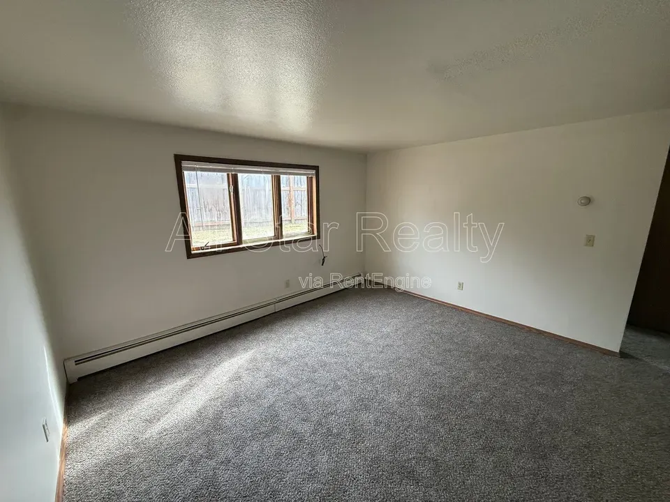 2 Bed 1 Bath Urban Residential Condo in Anchorage, AK - 4