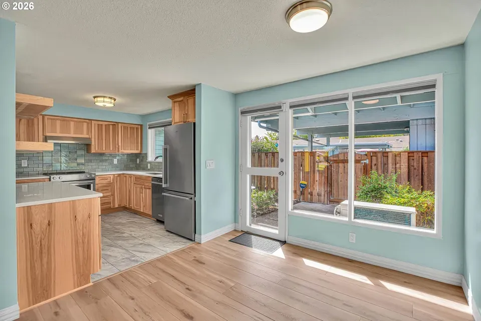 2 Bed 1 Bath Urban Residential Condo in Beaverton, OR - 4