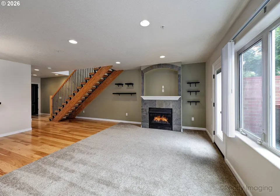 2 Bed 1 Bath Urban Residential Condo in Beaverton, OR - 4
