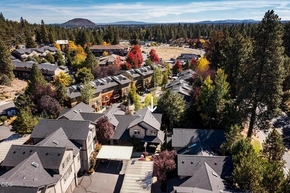 2 Bed 1 Bath Urban Residential Condo in Bend, OR - 2
