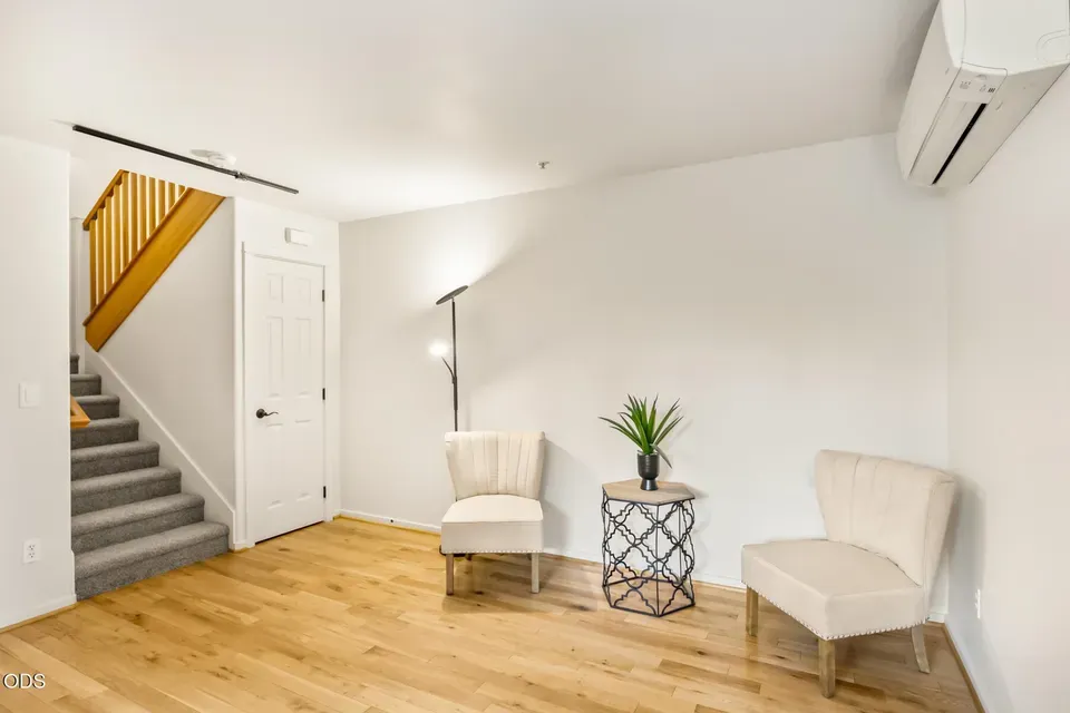 2 Bed 1 Bath Urban Residential Condo in Bend, OR - 5