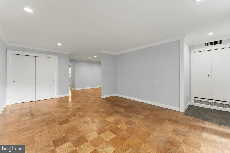 2 Bed 1 Bath Urban Residential Condo in Bethesda, MD - 4