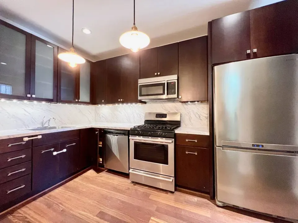 2 Bed 1 Bath Urban Residential Condo in Brooklyn, NY - 2