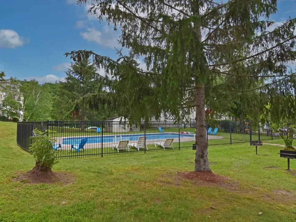 2 Bed 1 Bath Urban Residential Condo in Burlington, VT - 3