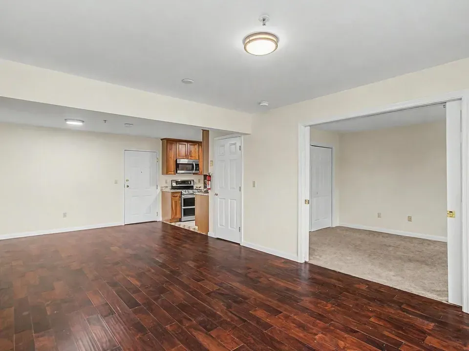 2 Bed 1 Bath Urban Residential Condo in Burlington, VT - 3