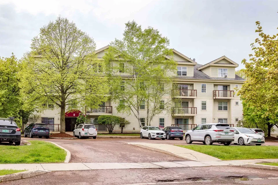 2 Bed 1 Bath Urban Residential Condo in Burlington, VT - 2