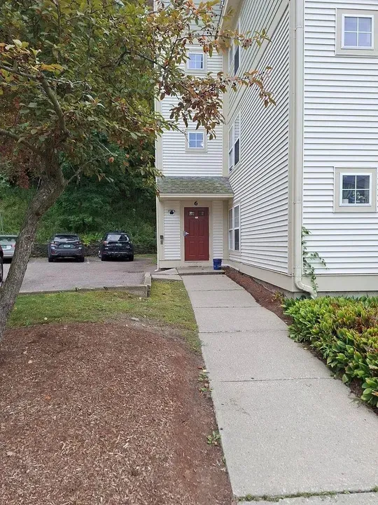 2 Bed 1 Bath Urban Residential Condo in Burlington, VT - 2