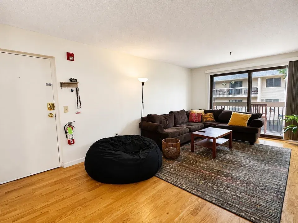 2 Bed 1 Bath Urban Residential Condo in Burlington, VT - 2