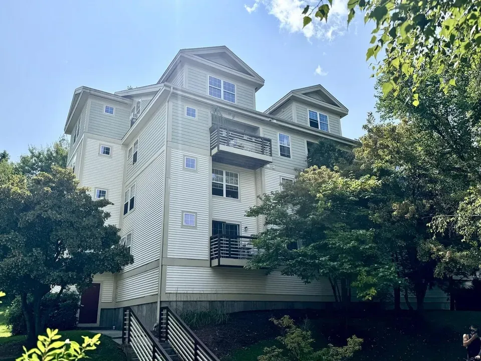 2 Bed 1 Bath Urban Residential Condo in Burlington, VT