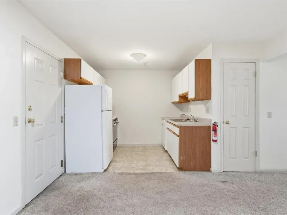 2 Bed 1 Bath Urban Residential Condo in Burlington, VT - 3
