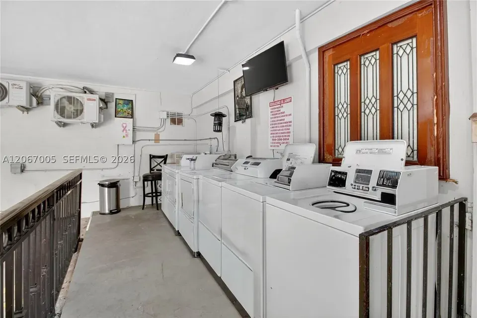 2 Bed 1 Bath Urban Residential Condo in Coral Gables, FL - 4