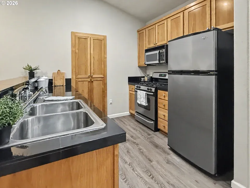 2 Bed 1 Bath Urban Residential Condo in Corvallis, OR - 5
