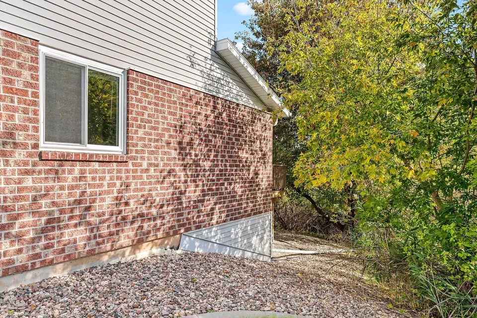 2 Bed 1 Bath Urban Residential Condo in Green Bay, WI - 5