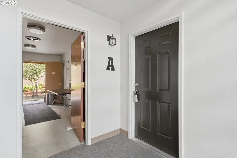 2 Bed 1 Bath Urban Residential Condo in Hillsboro, OR - 3