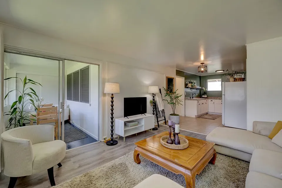 2 Bed 1 Bath Urban Residential Condo in Hilo, HI - 4