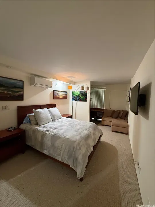 2 Bed 1 Bath Urban Residential Condo in Honolulu, HI - 4