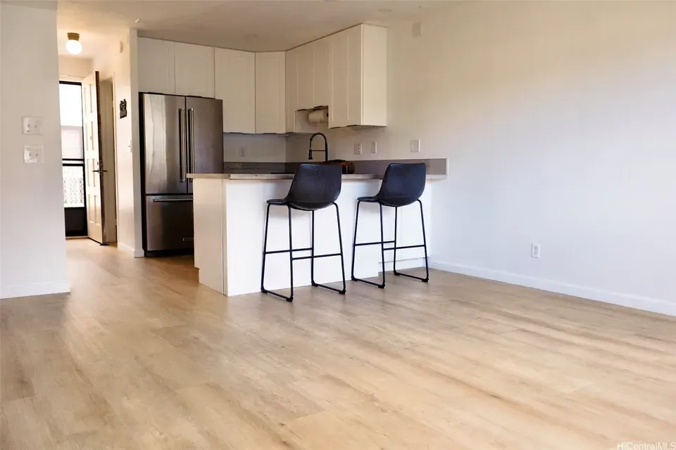2 Bed 1 Bath Urban Residential Condo in Kailua, HI - 2