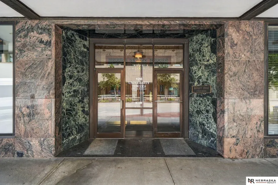 2 Bed 1 Bath Urban Residential Condo in Lincoln, NE - 3