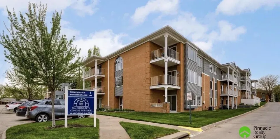 2 Bed 1 Bath Urban Residential Condo in Lincoln, NE - 4